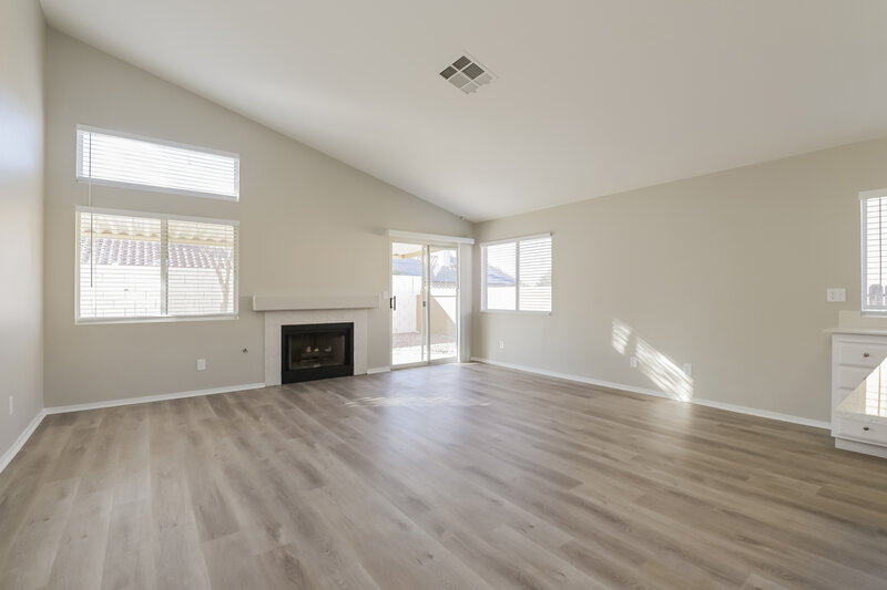 2,505/Mo, 682 Covina Dr Henderson, NV 89002 Floorplan View 2