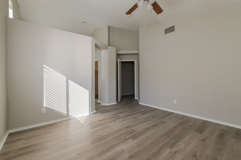 2,655/Mo, 682 Covina Dr Henderson, NV 89002 Main Bedroom View 2