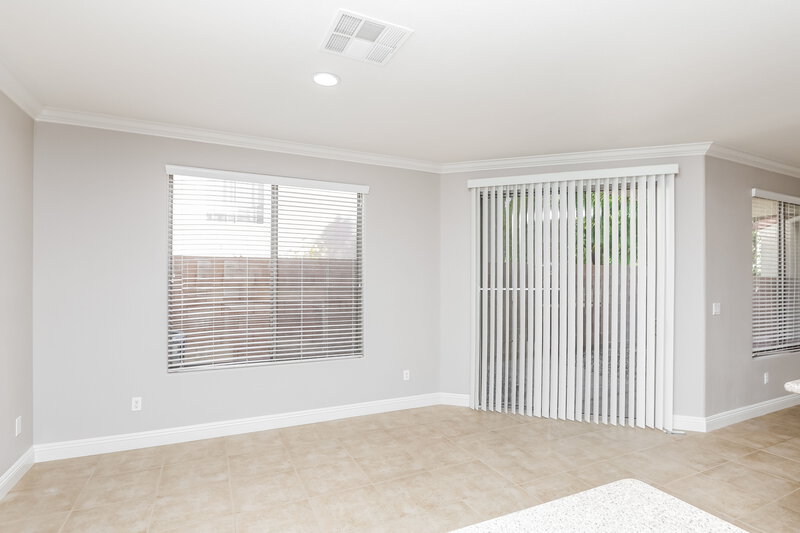 2,080/Mo, 10032 Bonterra Ave Las Vegas, NV 89129 Dining Room View