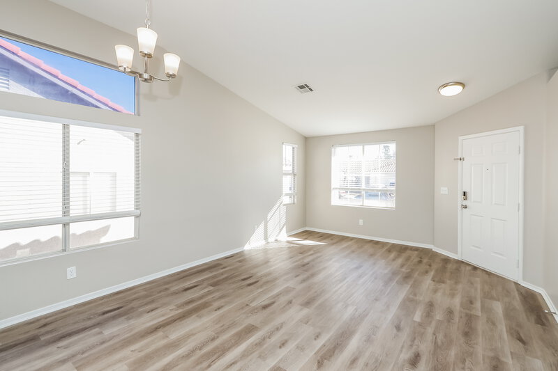 2,075/Mo, 722 Cozy Canyon Dr Henderson, NV 89002 Living Room View 2
