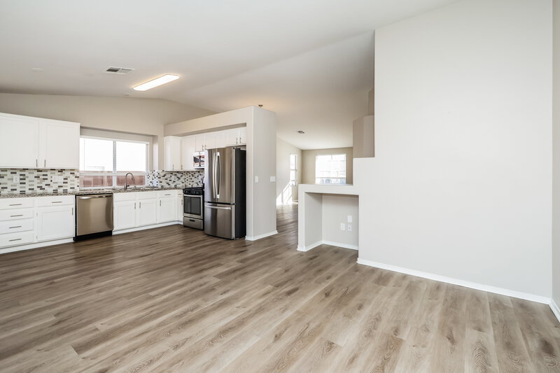 2,075/Mo, 722 Cozy Canyon Dr Henderson, NV 89002 Living Room View 4