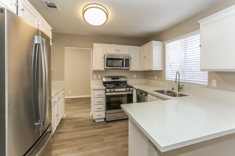2,180/Mo, 7437 Wandering St Las Vegas, NV 89131 Kitchen View 2
