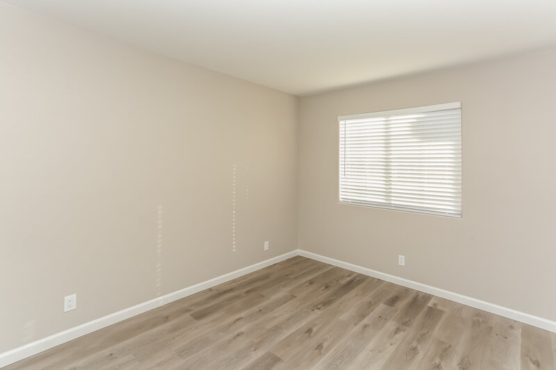 2,180/Mo, 7437 Wandering St Las Vegas, NV 89131 Bedroom View 2