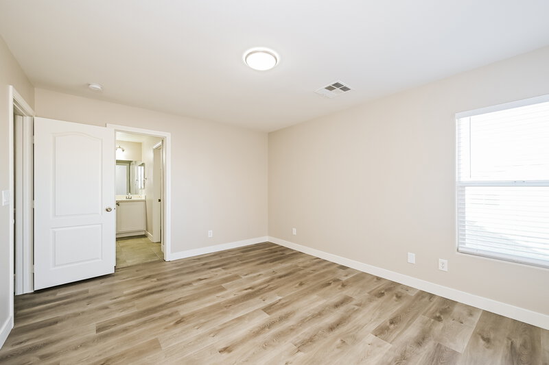 2,075/Mo, 6440 Frosted Dawn Ct Las Vegas, NV 89141 Main Bedroom View 3