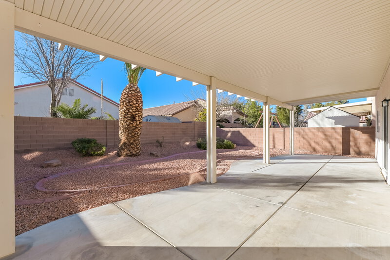 2,395/Mo, 8229 Cline Mountain St Las Vegas, NV 89131 Covered Patio View