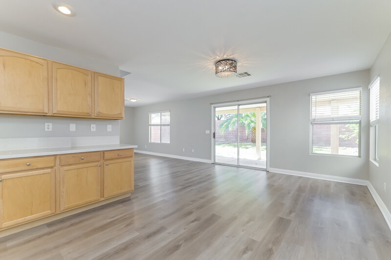 2,225/Mo, 3625 Shanagolden St Las Vegas, NV 89129 Dining Room View