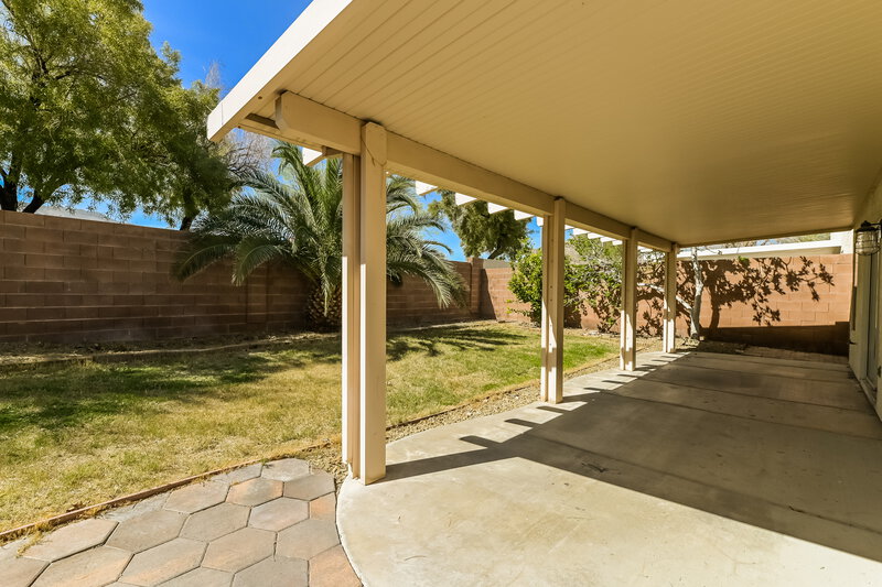 2,225/Mo, 3625 Shanagolden St Las Vegas, NV 89129 Rear View