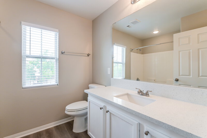 2,230/Mo, 10938 Florence Hills St Las Vegas, NV 89141 Bathroom View