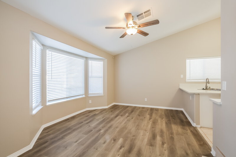 2,075/Mo, 4409 Ocean Breeze Ave North Las Vegas, NV 89031 Bonus Room View