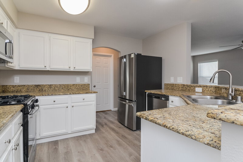 2,750/Mo, 2142 Sun Swept Way Henderson, NV 89074 Kitchen View 2