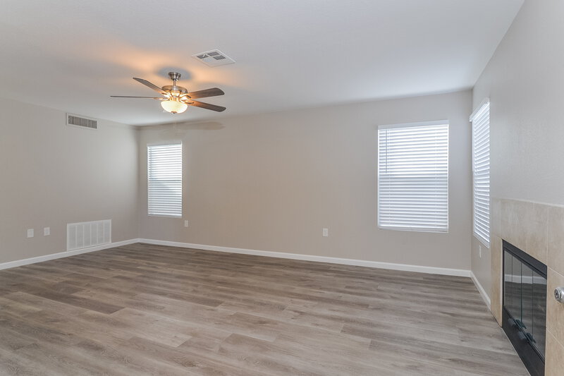 2,750/Mo, 2142 Sun Swept Way Henderson, NV 89074 Family Room View 2