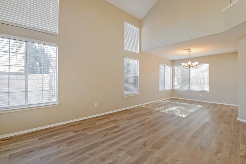 2,575/Mo, 58 Ginger Lily Ter Henderson, NV 89074 Living Room View