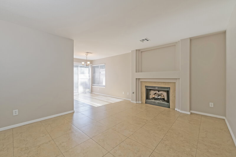 2,575/Mo, 58 Ginger Lily Ter Henderson, NV 89074 Family Room View