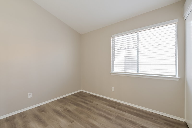 2,575/Mo, 58 Ginger Lily Ter Henderson, NV 89074 Bedroom View