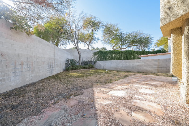 2,575/Mo, 58 Ginger Lily Ter Henderson, NV 89074 Backyard View