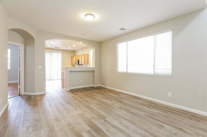2,260/Mo, 10932 Napa Ridge Dr Las Vegas, NV 89144 Living Room View 2