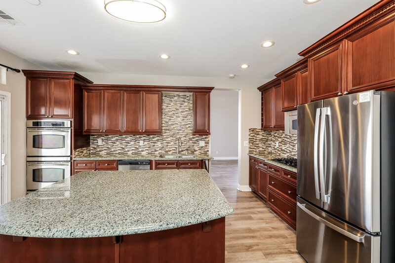 2,585/Mo, 740 Camino La Paz Henderson, NV 89012 Kitchen View