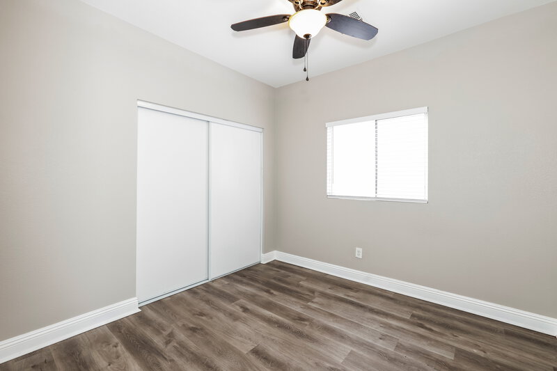 2,585/Mo, 740 Camino La Paz Henderson, NV 89012 Bedroom View 3