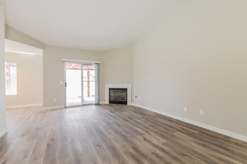 1,905/Mo, 5103 Del Shannon St North Las Vegas, NV 89031 Living Room View 2