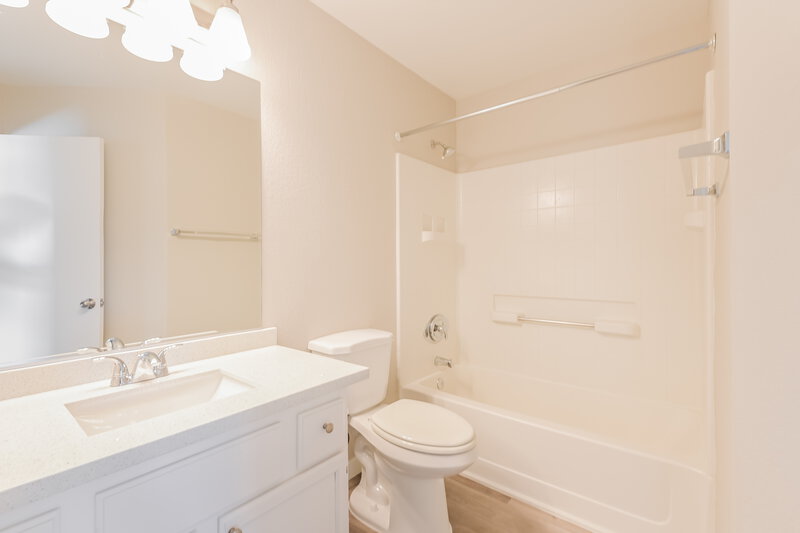 1,905/Mo, 5103 Del Shannon St North Las Vegas, NV 89031 Bathroom View