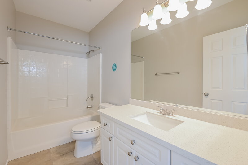 2,300/Mo, 8336 Feather Duster Ct Las Vegas, NV 89113 Bathroom View