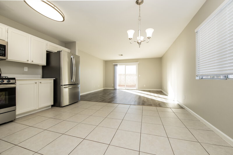 1,970/Mo, 7933 Odysseus Ave Las Vegas, NV 89131 Dining Room View