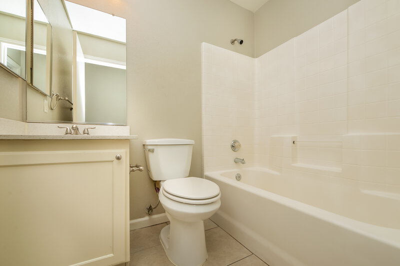 1,970/Mo, 7933 Odysseus Ave Las Vegas, NV 89131 Bathroom View