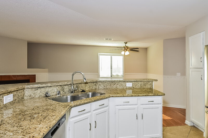 2,625/Mo, 134 Wynntry Dr Henderson, NV 89074 Kitchen View 2
