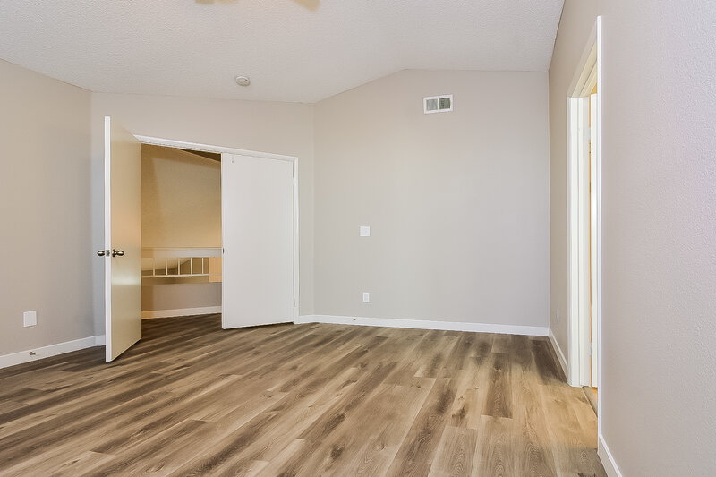 2,625/Mo, 134 Wynntry Dr Henderson, NV 89074 Main Bedroom View 2