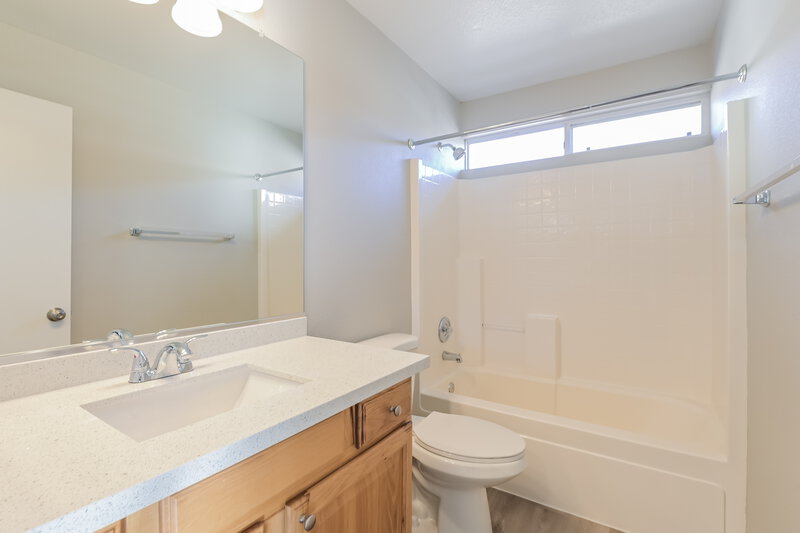 3,480/Mo, 8932 Spinning Wheel Ave Las Vegas, NV 89143 Bathroom View