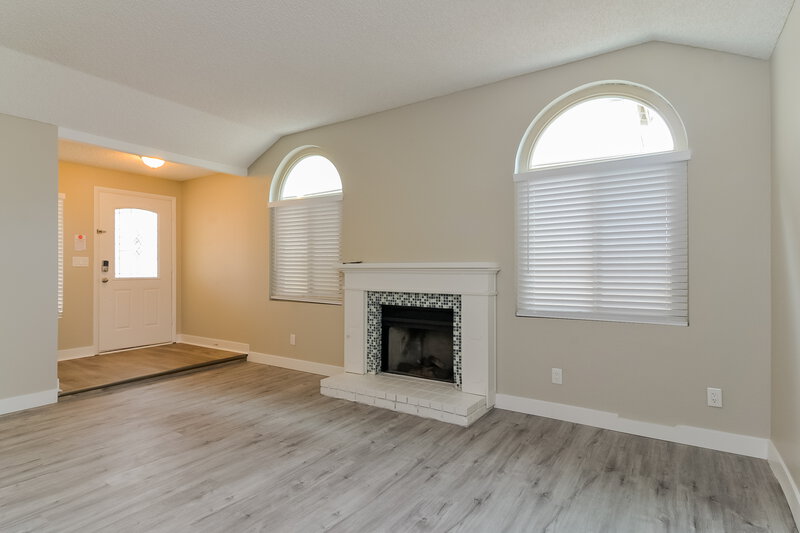 2,095/Mo, 129 Primero Way Henderson, NV 89074 Living Room View