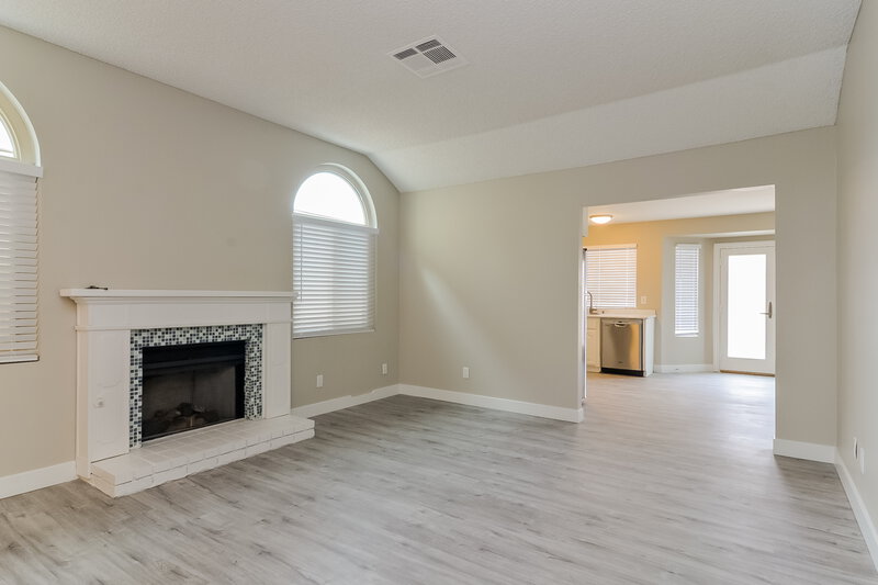 2,095/Mo, 129 Primero Way Henderson, NV 89074 Living Room View 2