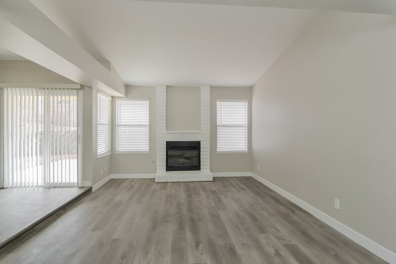 2,160/Mo, 145 Cologne Ct Henderson, NV 89074 Living Room View