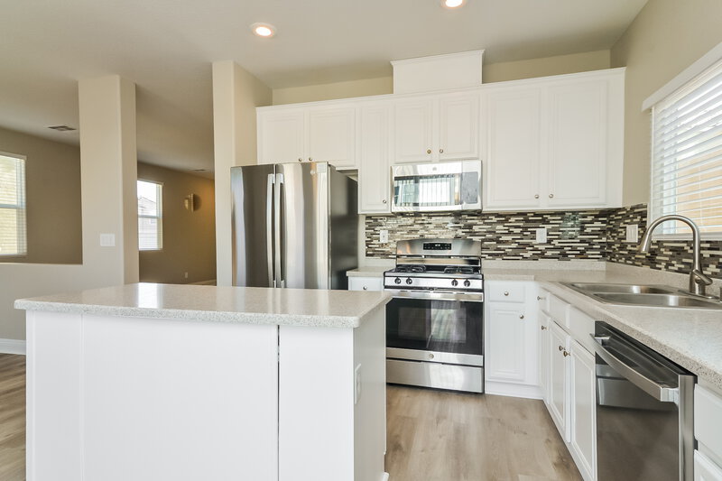 3,310/Mo, 6340 Climbing Vine Ave Las Vegas, NV 89141 Kitchen View 2