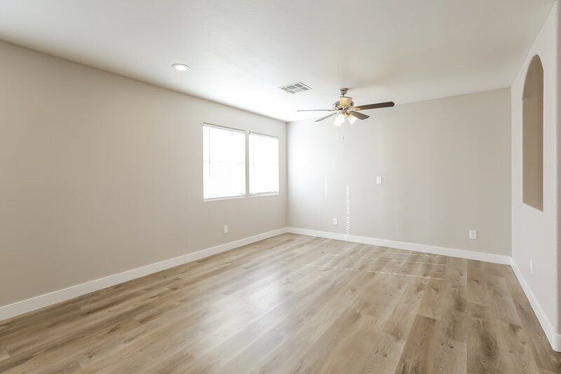 2,395/Mo, 4375 Coyote Crest Ct Las Vegas, NV 89147 Living Room View 2