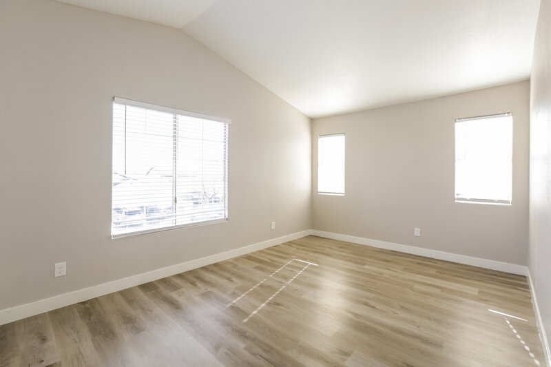 2,395/Mo, 4375 Coyote Crest Ct Las Vegas, NV 89147 Bedroom View 3