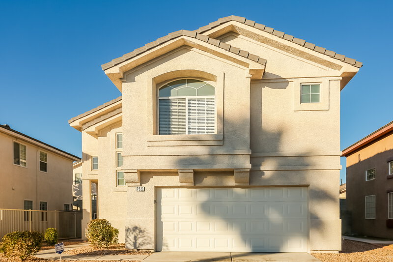 2,450/Mo, 7521 Wandering St Las Vegas, NV 89131 External View