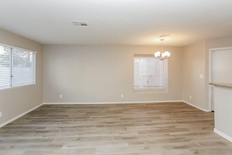 2,450/Mo, 7521 Wandering St Las Vegas, NV 89131 Dining Room View