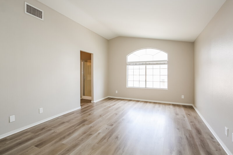 2,375/Mo, 7521 Wandering St Las Vegas, NV 89131 Main Bedroom View