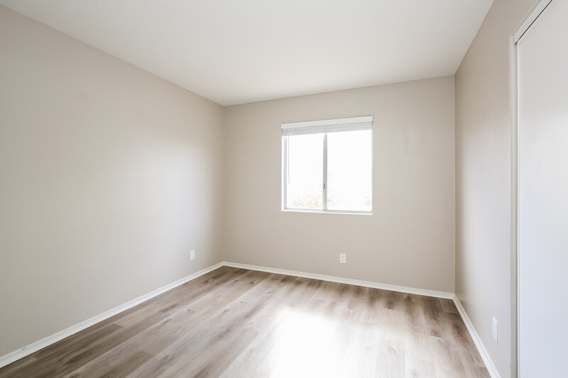 2,375/Mo, 7521 Wandering St Las Vegas, NV 89131 Bedroom View