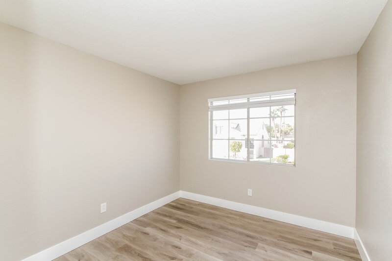1,830/Mo, 5708 Ocean Beach Dr Las Vegas, NV 89149 Bedroom View 2