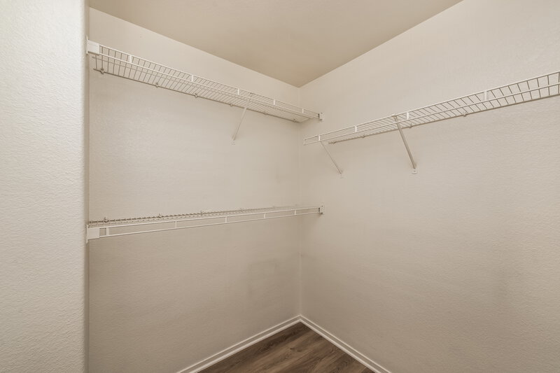 2,235/Mo, 1919 Monte Alban Dr North Las Vegas, NV 89031 Walk In Closet View