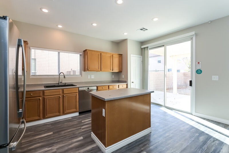 2,260/Mo, 11155 Varedo Ct Las Vegas, NV 89141 Kitchen View 2
