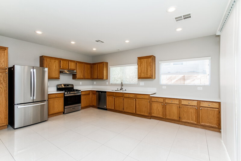2,215/Mo, 84 Japonica Ave Las Vegas, NV 89183 Kitchen View