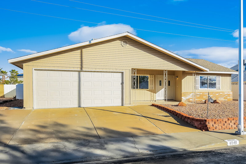 4,060/Mo, 8240 Stapleton Avenue Las Vegas, NV 89145 Front View
