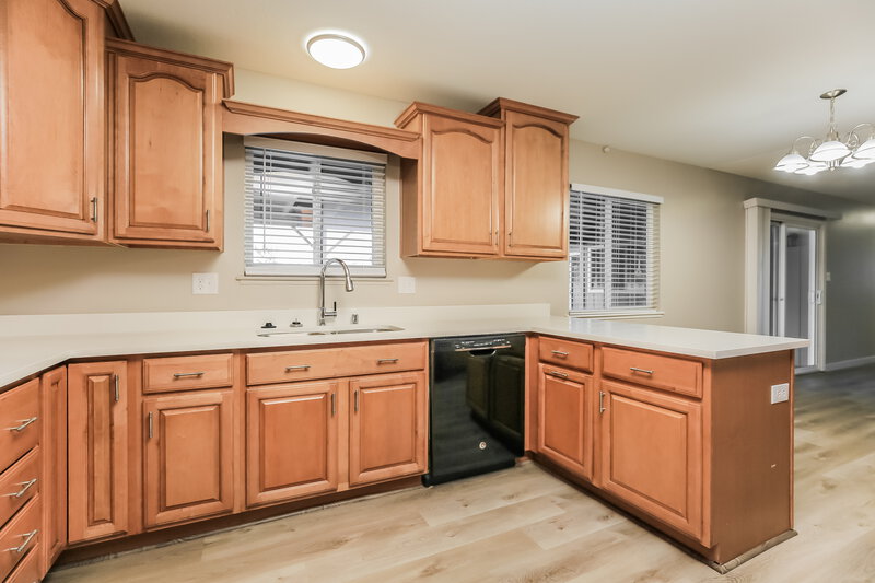 4,060/Mo, 8240 Stapleton Avenue Las Vegas, NV 89145 Kitchen View 2