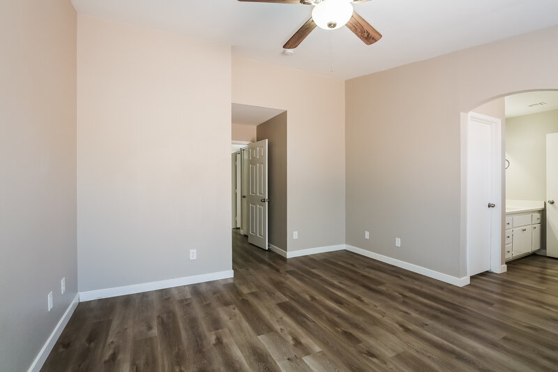 2,030/Mo, 2920 Meadow Flower Ave North Las Vegas, NV 89031 Main Bedroom View 2