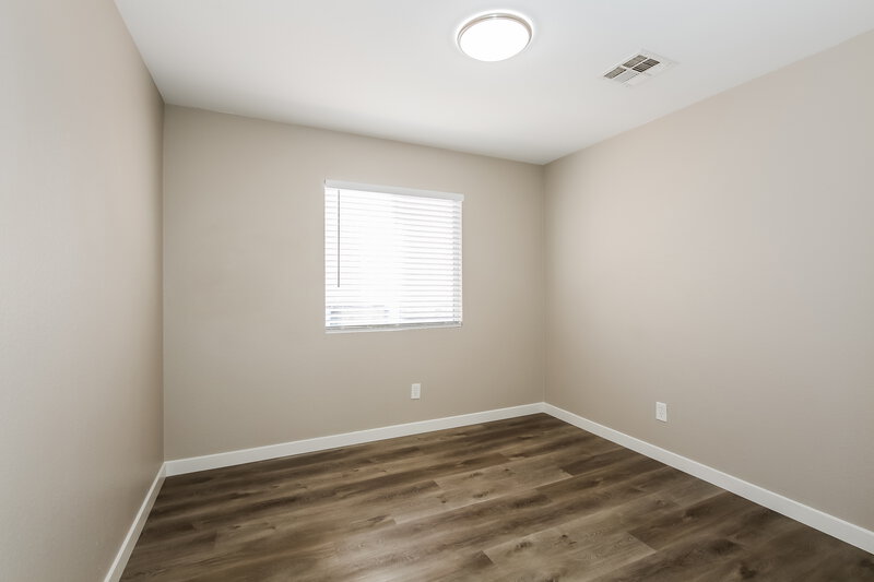 2,030/Mo, 2920 Meadow Flower Ave North Las Vegas, NV 89031 Bedroom View