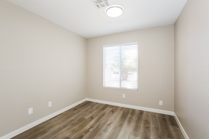 2,030/Mo, 2920 Meadow Flower Ave North Las Vegas, NV 89031 Bedroom View 2