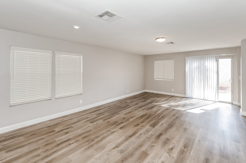 1,865/Mo, 840 Cotton Wind St Henderson, NV 89011 Living Room View 2